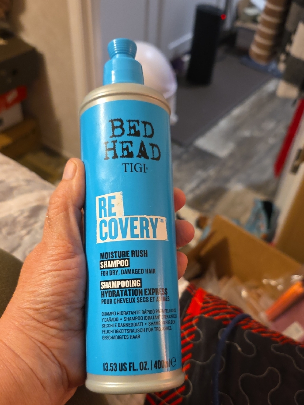 BED HEAD TIGI Recovery Moisture Rush Shampoo - Bright Blue Bottle